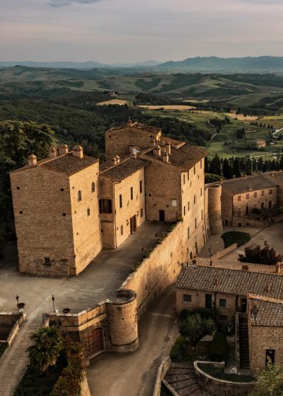 Header Esplora mobile Tavola disegno 1