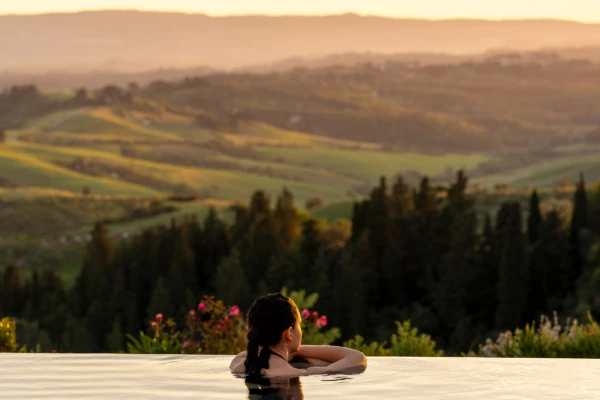 Infinity pool 01